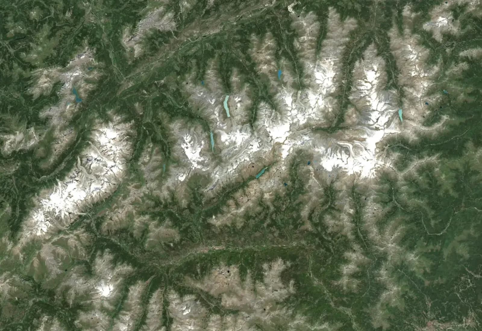 The Alps in the Satellite style at zoom 8